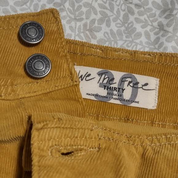 NWT Free People Joani Corduroy Mini Skirt Yellow Marsh - Picture 2 of 4